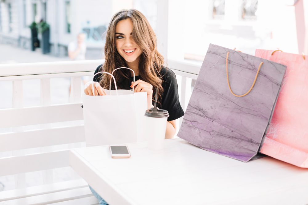 Benefits of In-House Financing for Luxury Bags