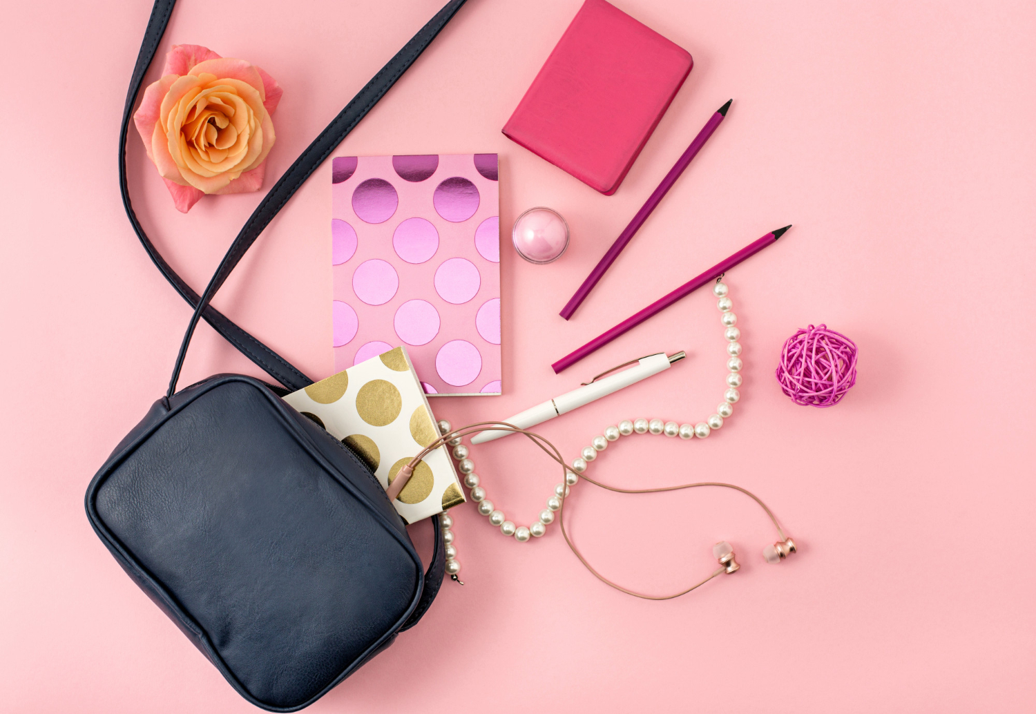 Handbag Accessories- Adding Flair to Your Favorite Bag